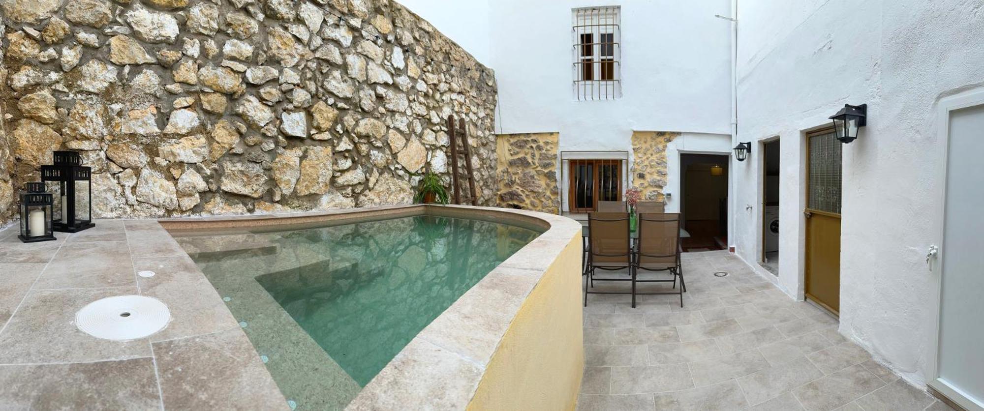 Casa Maria La Romana Torres  Exteriör bild